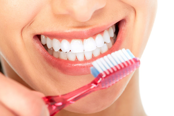 Ursache und Gegenwirkung von empfindlichen Zähnen
